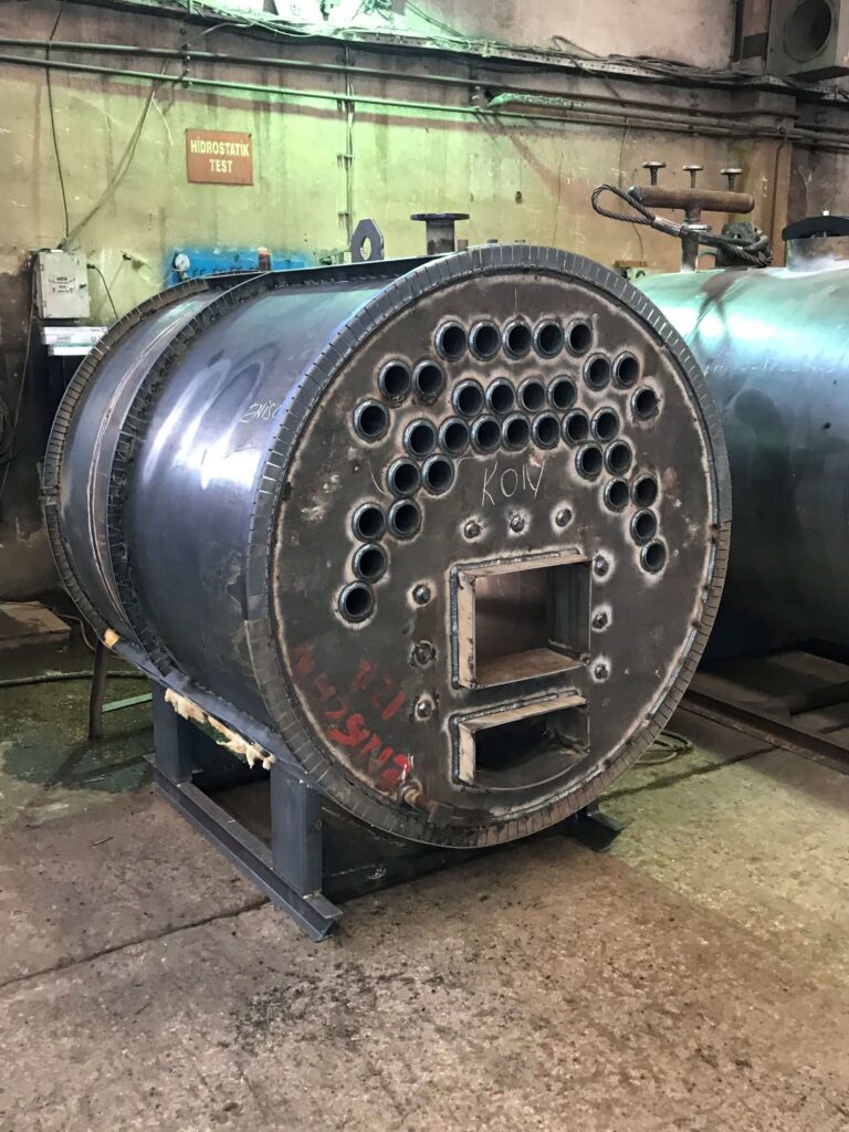 דוד קיטור לפני בידוד